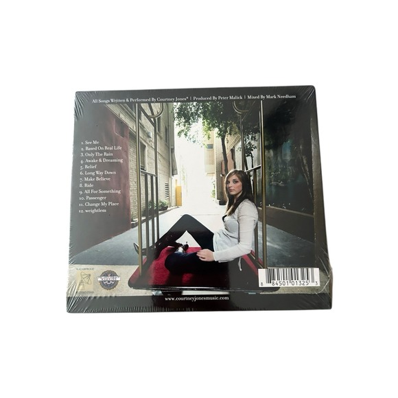 COURTNEY JONES - Awake & Dreaming 2008 CD - Picture 2 of 3